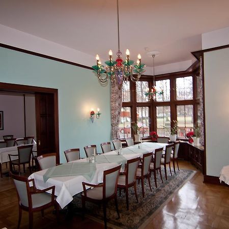 Parkhotel Unter Den Linden Halberstadt Luaran gambar